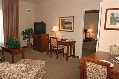 фото отеля Homewood Suites Bakersfield