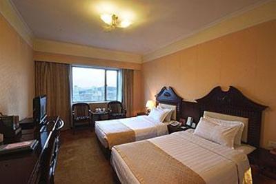 фото отеля Celebrity Tai Shan Hotel