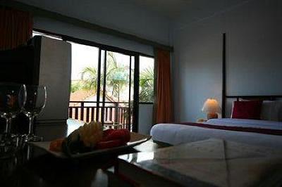 фото отеля Chom View Hotel