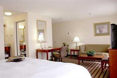 фото отеля Hampton Inn & Suites Dayton-Vandalia