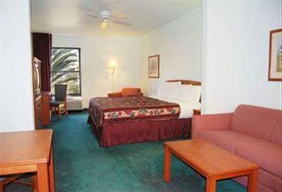 фото отеля GrandStay Hotel & Suites Fort Myers