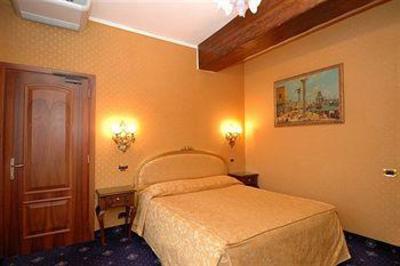 фото отеля Hotel American Dinesen