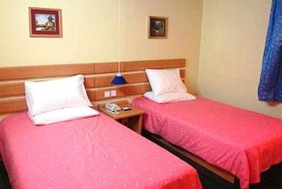 фото отеля Home Inn Jiaozhou Guangzhou Road