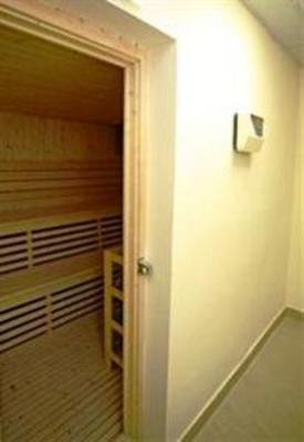 фото отеля Ramee Rose Hotel Apartments