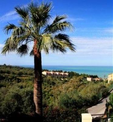 фото отеля Bouganville Bed & Breakfast Cefalu