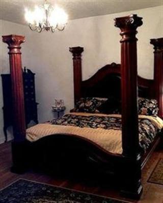 фото отеля Shiloh Chennault Bed and Breakfast