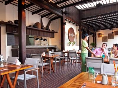 фото отеля Impiana Resort Patong Phuket