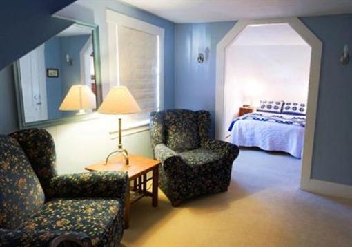 фото отеля The Red Clover Inn