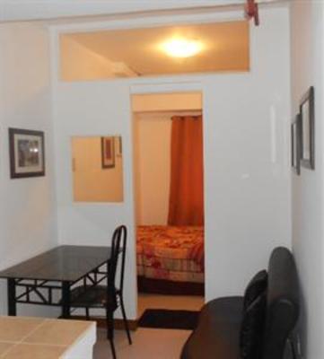 фото отеля Excel Inn Makati