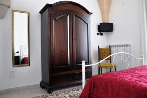фото отеля Al Borgo Antico Crispiano