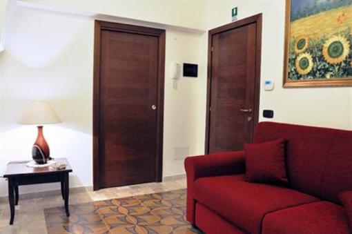 фото отеля Al Borgo Antico Crispiano