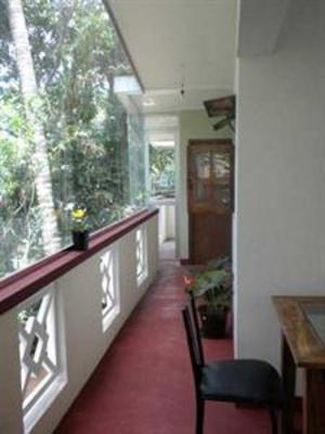 фото отеля Hillcrest Home Hantane