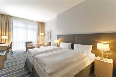 фото отеля Park Inn by Radisson Dusseldorf Kaarst