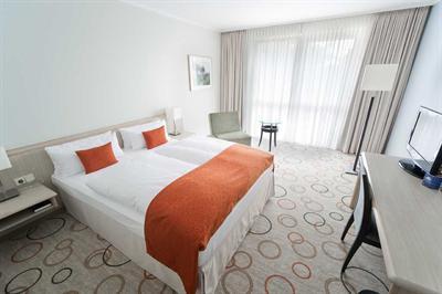 фото отеля Park Inn by Radisson Dusseldorf Kaarst