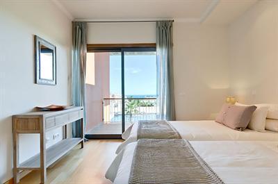 фото отеля Sunset Village – Villas & Apartment