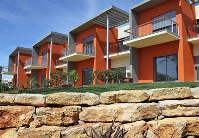 фото отеля Sunset Village – Villas & Apartment