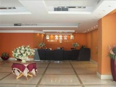 фото отеля Terrace Furnished Apartments Fintas 2