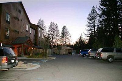 фото отеля Hampton Inn & Suites Tahoe Truckee