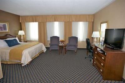 фото отеля Monte Carlo Inn Vaughan Suites