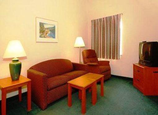фото отеля Mainstay Suites Wilmington (North Carolina)