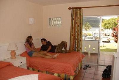 фото отеля Maracas Bay Hotel