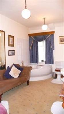 фото отеля Wayside Guest House Albrighton