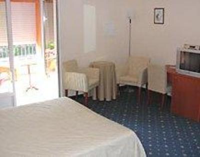 фото отеля Auberge Le Rocher