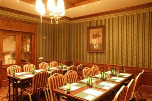 фото отеля Hotel Carlsbad Plaza