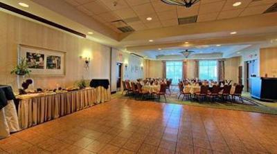 фото отеля Hilton Garden Inn Laramie