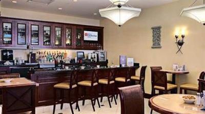 фото отеля Hilton Garden Inn Laramie