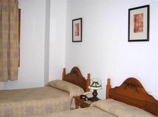 фото отеля Hostal La Muralla Cañete