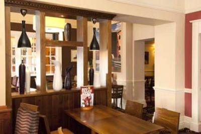 фото отеля Premier Inn Wigan West