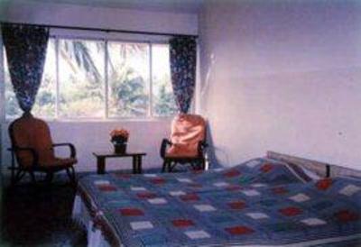 фото отеля Holiday Beach Resort Candolim