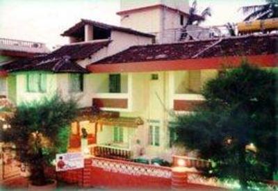 фото отеля Holiday Beach Resort Candolim