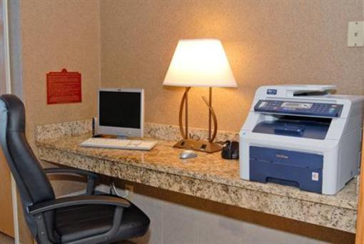 фото отеля BEST WESTERN Wapakoneta Inn