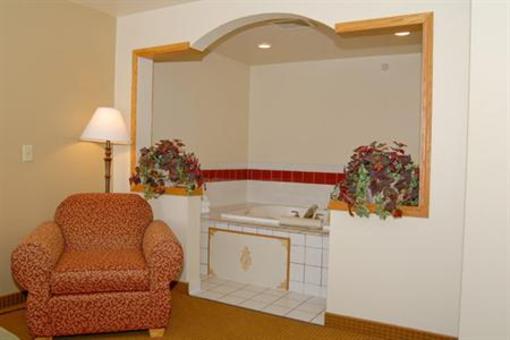 фото отеля BEST WESTERN Wapakoneta Inn