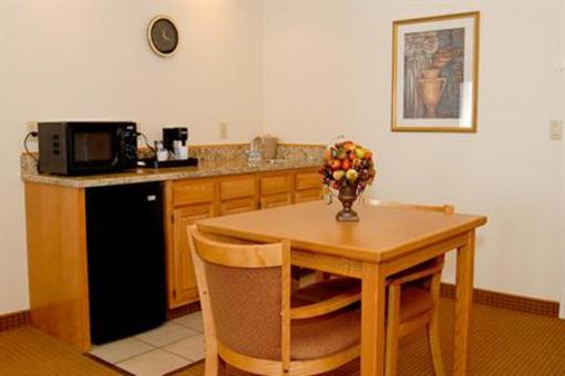 фото отеля BEST WESTERN Wapakoneta Inn