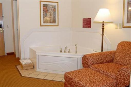 фото отеля BEST WESTERN Wapakoneta Inn