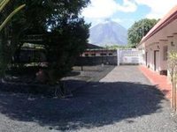 Mayon View Apartelle and Restaurant Sa Bukid