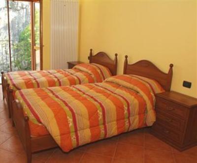 фото отеля Casa Vacanze Da Edo Hotel Civate