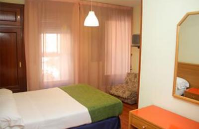 фото отеля Hostal Arlanzon