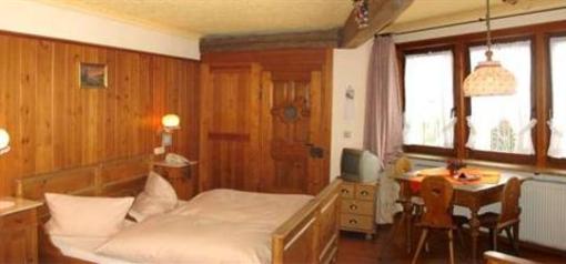 фото отеля Hotel Gasthof zum Hirschen
