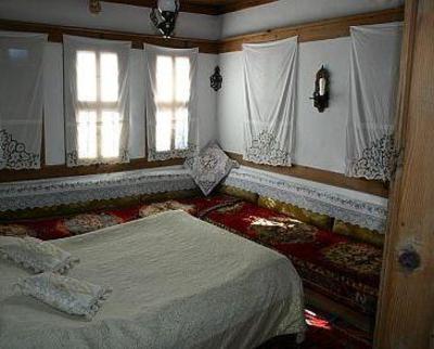 фото отеля Havuzlu Deligozler Bag Evi