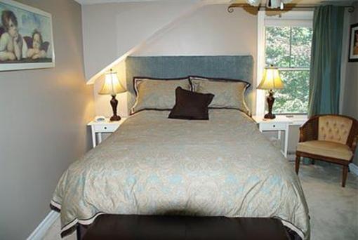 фото отеля Angel House Bed and Breakfast