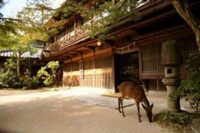 фото отеля Iwaso Inn Hatsukaichi