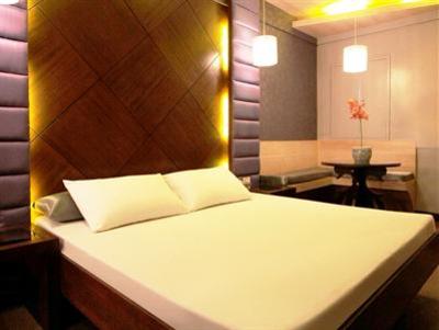 фото отеля Victoria Court Malabon
