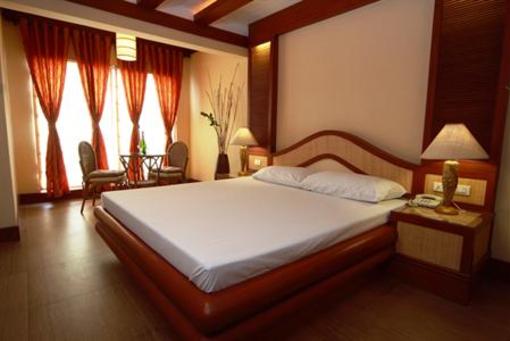 фото отеля Victoria Court Malabon