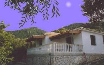 фото отеля Holiday House Marathia Keri