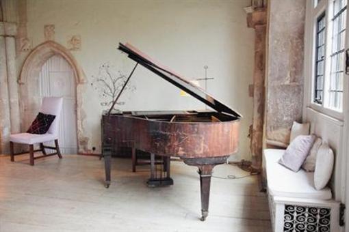 фото отеля Butley Priory Bed & Breakfast Woodbridge (England)