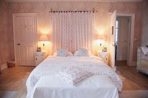 фото отеля Butley Priory Bed & Breakfast Woodbridge (England)